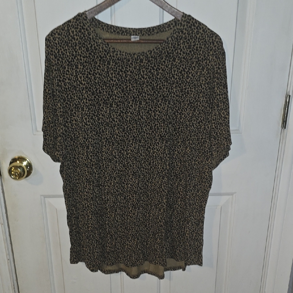 Old Navy Black and Tan Leopard Print Blouse